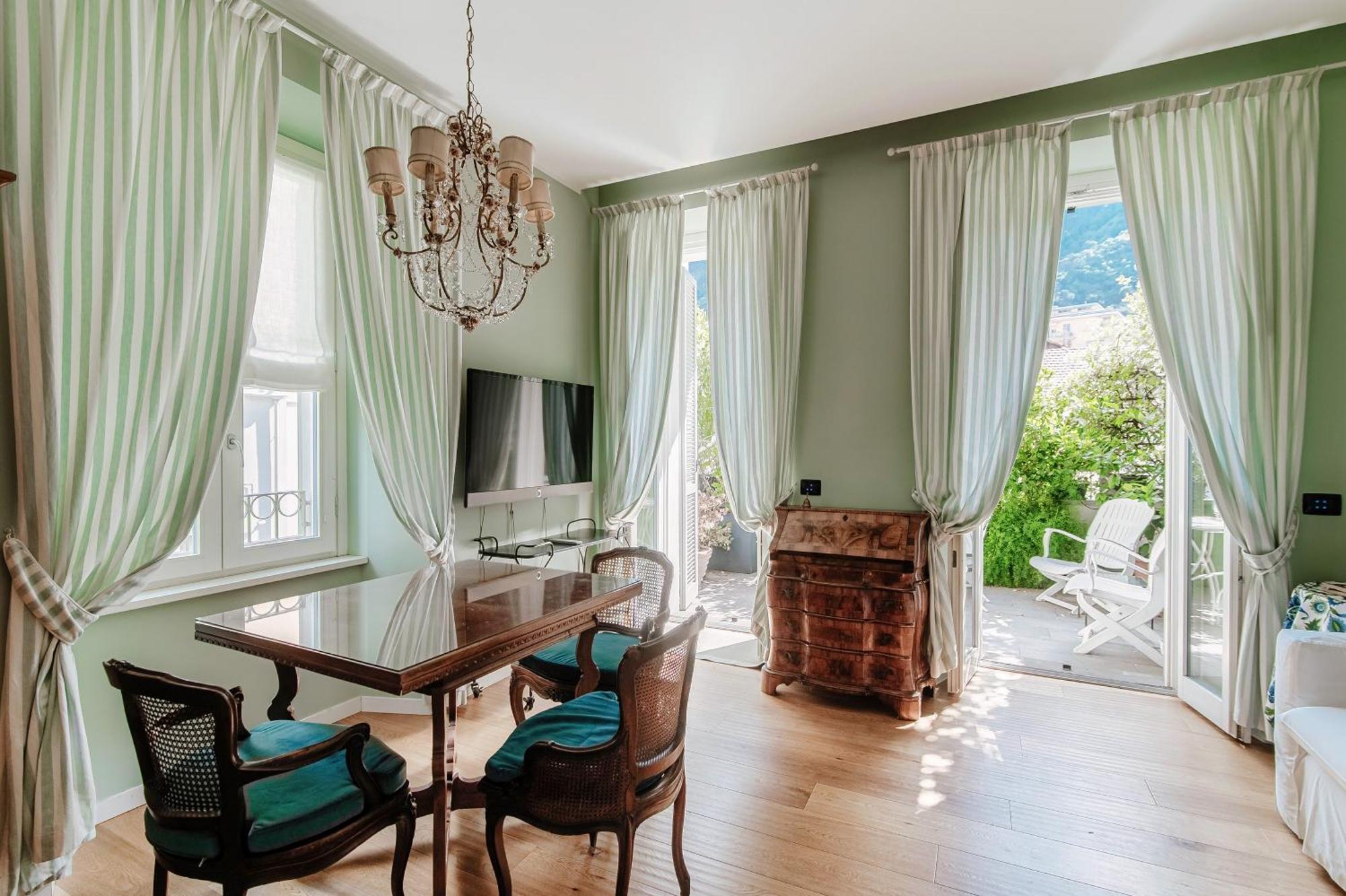 Green Home 65 - The House Of Travelers Комо Екстер'єр фото